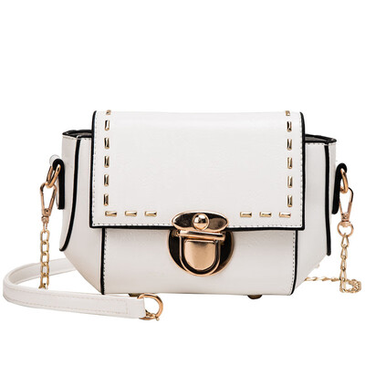 

Chao Korean version of the pearl lock small square bag wild fashion chain shoulder diagonal package