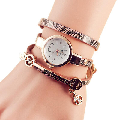 

Fashion Lady Casual Alloy Bracelet Quartz Watch Women Unique Decorative Dress Wristwatch