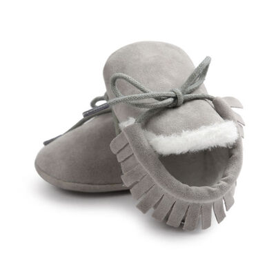 

Baby Boy Girl Moccasins Shoes Fringe Soft Soled Non-slip Footwear Crib Shoes PU Suede Leatherborn First Walkers Shoes