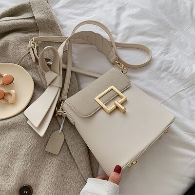 

Chic new 2019 retro bucket bag with single shoulder oblique satchel
