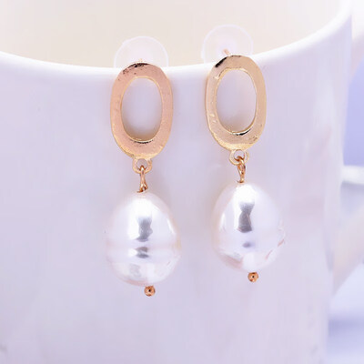 

Irregular Round Freshwater Pearls Earrings for Women Baroque Gold Color Geometric Korea Fashion Jewelry Hanging Earrings Gift