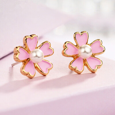 

New Brand Design Gold Color Wild Simulated Pearl Earrings For Women Personality Geometric Female Elegant Earring Accessories