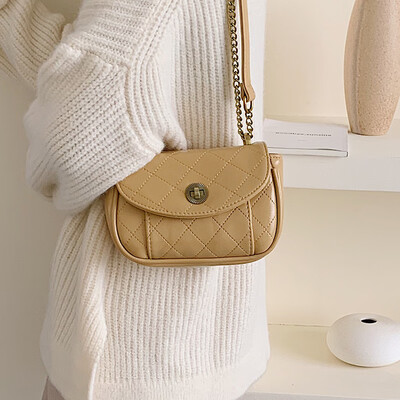 

Small bag female 2019 autumn new Korean version of the tide small fresh wild shoulder slung fashion rhombic chain bag