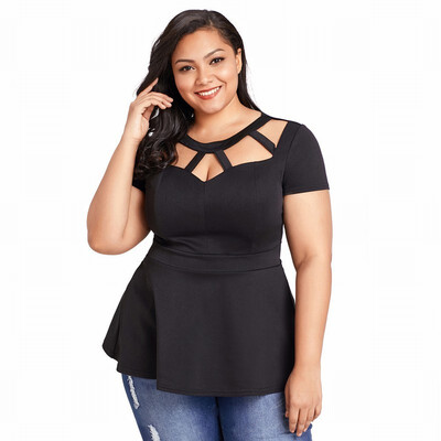 

Plus Size black round neck short-sleeved casual top