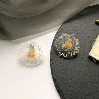 

Korean Style Cute Flower Stud Earrings For Women Fashion Sweet Earrings