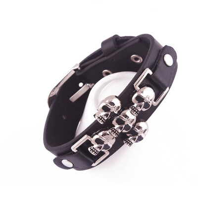 

New Design Personality Multiple Skull Punk Fashion Style Exaggerated Bracelet