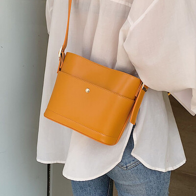 

Bag female 2019 new Korean fashion small fresh student bucket bag shoulder bag solid color wild Messenger bag