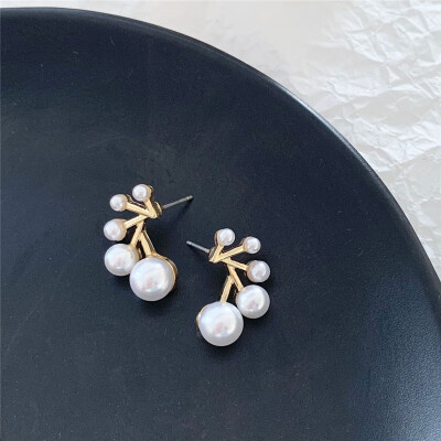 

2019 latest design brand color flower earrings generous minimalist temperament fashion summer gift Korean earrings for women