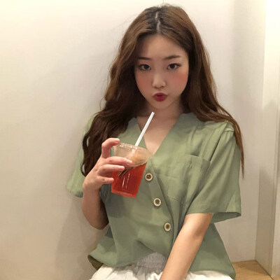 

Casual Short Sleeve Shirt Women Summer Blouse Female new V Neck small fresh shirt solid color Chic Korean version