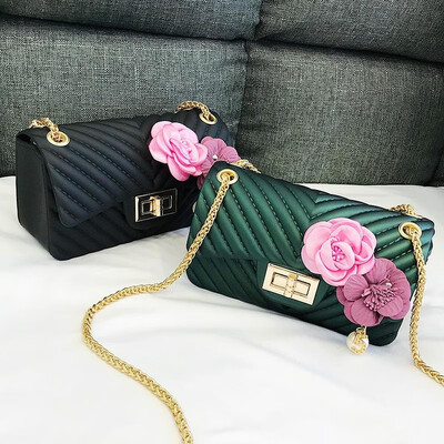 

Women Crossbody Bag Quilted Flowers Flap Shoulder Chain Elegant Lady Evening Party Bag