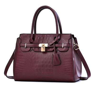

2019 spring&summer new diagonal female bag Europe&America large-capacity handbag shoulder trend wild bag