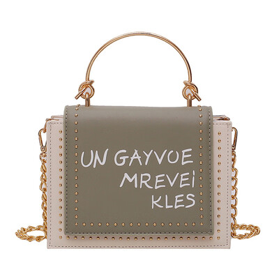 

Fashion Europe&the United States Fan stone pattern wandering bag female 2019 summer new chain single shoulder Messenger bag wild texture handbag