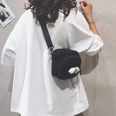 

Cute bear bag female 2019 new ins Japanese soft sister girl shoulder Messenger bag casual canvas bag tide