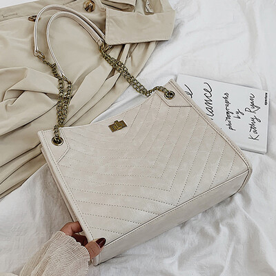 

On the new rhombog chain single shoulder bag woman 2019 new Korean version fashion oblique carry bag small Xiang Feng small square