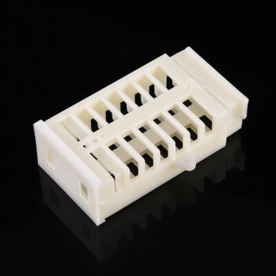 

Greensen 10pcs Multifunctional Bee Queen Cage Plastic Match-box Moving Catcher Cage Beekeeping Tools