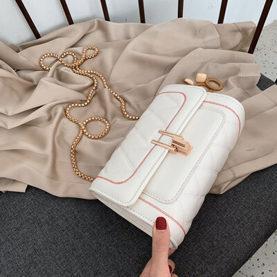 

Small bag handbags new Korean version of the Messenger bag small fresh chain shoulder small square bag tide