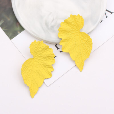 

E1016 New Fashion Painted Metal Big Leaf Earrings Statement Flower Stud Earrings For Women Wholesale Jewelry Pendientes Mujer