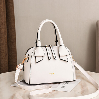 

Baggage lady Xia new fashion Korean version Baitao ladys one shoulder slanting handbag with large capacity ladys bag