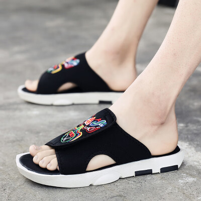 

Mens sandals summer Vietnamese beach sandals leisure Korean version of the trend outdoor slippers