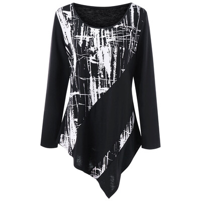 

Plus Size Monochrome Asymmetric Tunic T-shirt