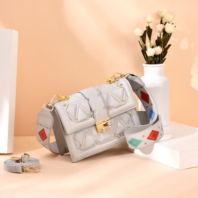 

Summer womens new fashion Korean version of the fashion 100 lap women one shoulder oblique satchel ins summe