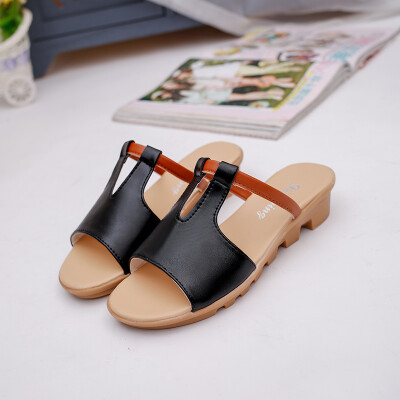 

In summer womens thick bottom with the Korean version of beach fashion casual wear flat sandals&slippers tide womens shoes