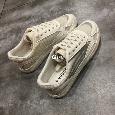 

Summer 2019 luminous sneakers female Joker Korean street photo Harajuku Hong Kong wind sneakers female