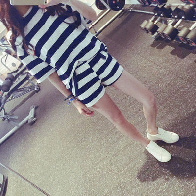 

Casual Sleepwear Woman Short Sleeve Pajama Set Round Neck Striped Print Top Shorts Pajama Set