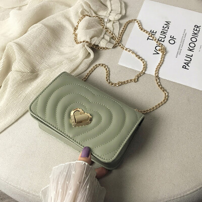 

2019 new simple fashion casual shoulder bag female texture chain crossbody bag wild peach heart embroidery line small square bag