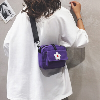 

Canvas bag female 2019 new small fresh flower girl Messenger bag Korean version of the wild Harajuku student shoulder bag