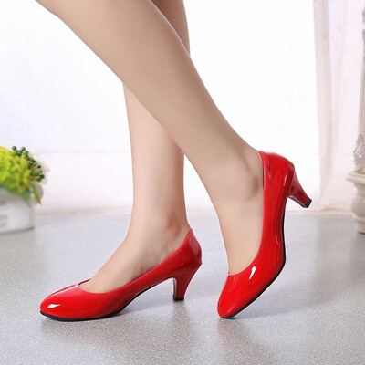 

Rose Women Patent Leather Shallow Mouth Single Shoes Business High Heels Pointed Shoe