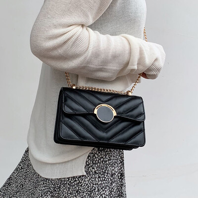 

Small fragrance rhombic chain bag new female 2019 autumn tide fashion wild shoulder slung Korean version of the small square bag