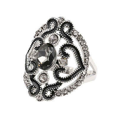 

Lovely Platinum Latest Black Ring Ring Plated Flower