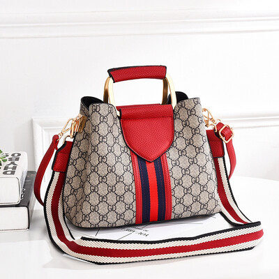 

Summer bag womens new Korean wave shoulder Messenger bag fashion Joker casual ladies handbag