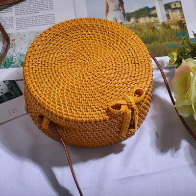 

Multi Color Woven Rattan Bag Round Straw Shoulder Bag Handmade Small Beach Handbags Female Messenger Crossbody Bags 2019 Hot