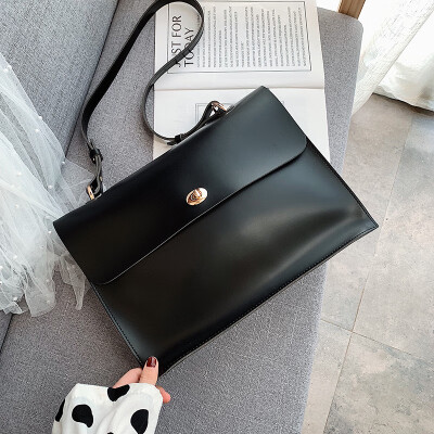 

Qiao Bani 2019 new European&American style fashion simple solid color lock flip cover bag shoulder diagonal trend handbags