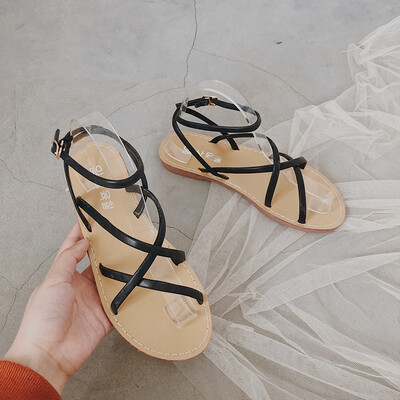 

Sandals women 2019 summer new students flat simple Joker cross strap toe beach vacation gladiator sandals women