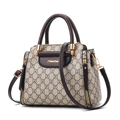 

Summer small handbags on the new ladies letter printing fashion Joker shoulder bag ins super fire
