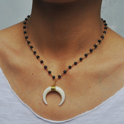 

Europe&the United States necklace pure white acrylic horns around the wire imitation pearl handmade necklace sexy punk rosary jewelry