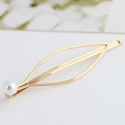 

Minimalist Dainty Pearl Triangle-Shape Rhombus Gold Geometric Hairpin Hair Clip Clamps Accessories Barrettes