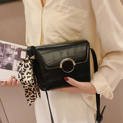 

Bag female 2019 summer new small fresh net red bucket bag texture Messenger bag Korean fashion shoulder bag