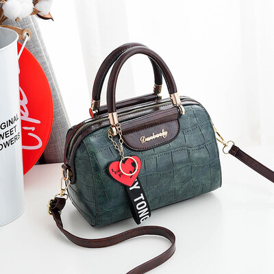 

Female bag handbag female 2019 new fashion trend shoulder bag stereo flower ladies handbag
