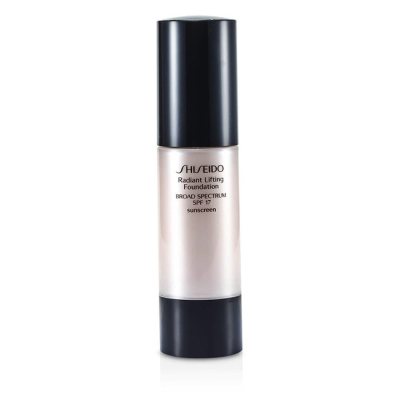 

SHISEIDO - Radiant Lifting Foundation SPF 17 - WB60 Natural Deep Warm Beige 30ml12oz