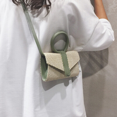 

Net red small bag female bag 2019 new summer small fresh hand-woven straw bag French niche ins messenger bag