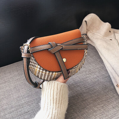 

Small bag female new Korean fashion personality hit color single shoulder Messenger bag wild saddle bag tide