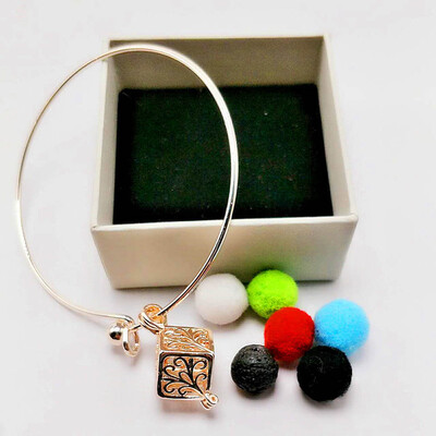 

Fashion Aromatherapy Bracelets Bangles For Women Essential Oils Perfume Bracelet Female Jewelry Balls are Random