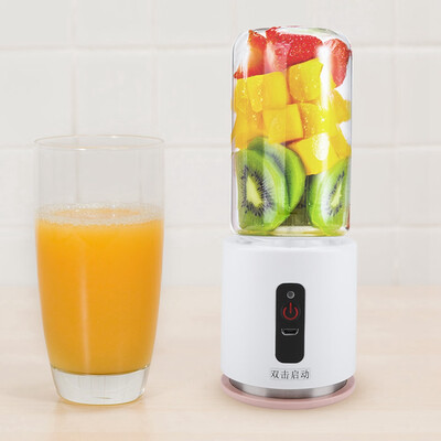 

Portable Juicer with Travel Small Blender USB Rechargeable Personal Size Juicer Cup 260ml for Juice Shakes Easy Clean