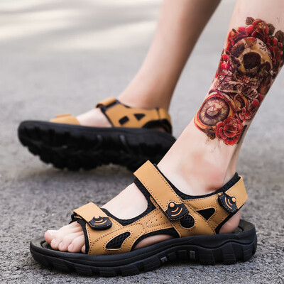 

Summer Vietnamese shoes teenagers sandals breathable anti-slippery soft sole Baitao mens leisure beach shoes driving outdoor tide