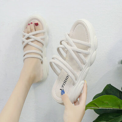 

Sports sandals female thick bottom tide cute Joker bear bottom super fire two shoes children in summer