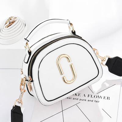 

Summer casual girl Korean fashion red Joker Messenger bag female student ins shoulder